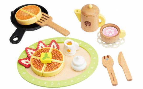 「はじめてのおままごと パンケーキ&カフェセット」8/26発売　～お子様に扱いやすいサイズと軽さで、調理からカフェごっこまでが楽しめる～