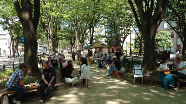 完全ワイヤレスで「心地よい音空間」を表現　無線LANによる複数台のスピーカーへの音楽配信に成功