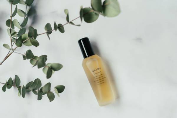 男性ホルモンを抑制して育毛するプロフェッショナル育毛剤のgnome scalp tonerが発売から1ヶ月で販売個数1,000個突破