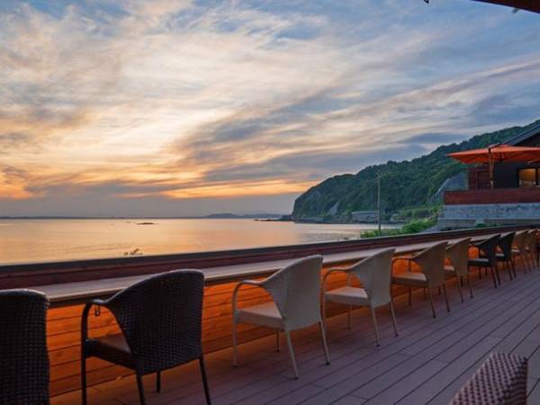 千葉でチルする海辺の過ごし方！海鮮ひつまぶし専門店「Seafood Park 27」や天然温泉スパの複合施設「eden」が7月、8月にニューオープン！