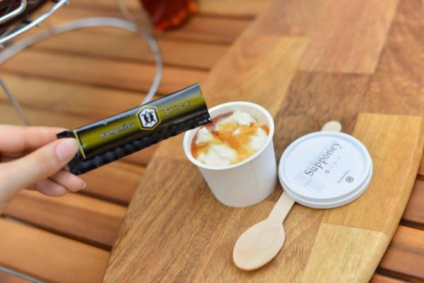 すっぽんとハチミツの健康食品 夜明の里カメミツがすっぽんとハチミツを練り込んだアイスクリーム『Supponey』を8月3日(ハチミツの日)に販売開始！