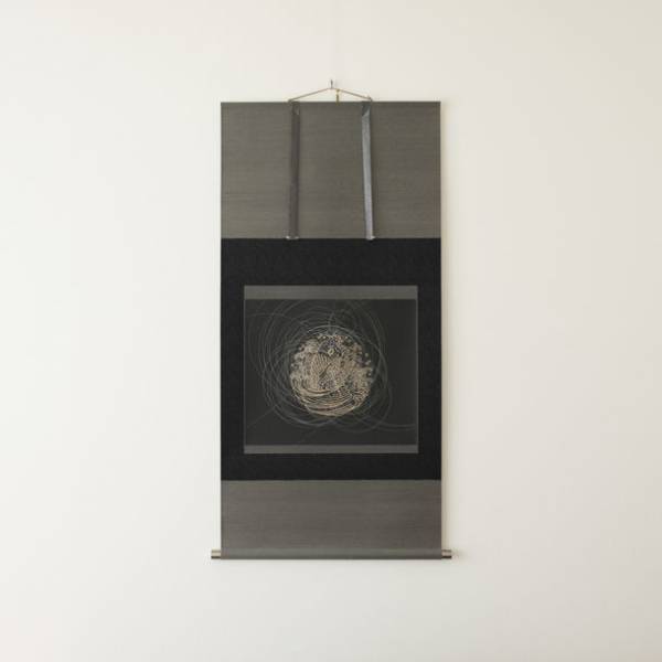 大阪マルキン家具×京源「家紋のある暮らし展」関西及び国内インテリアショップで8/18～8/30 初開催！フェラーリ社等ハイブランドのデザインも手掛ける紋章上繪師 波戸場承龍・耀次の作品をインテリアに合わせ、アートのある暮らしを提案