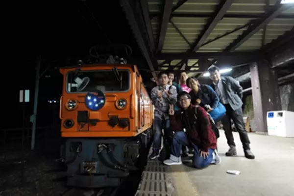 黒部峡谷トロッコ電車、大人気ツアー「星空トロッコ」の募集開始