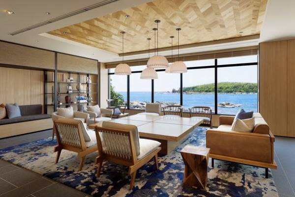 和歌山県すさみ町で5者連携の地方創生に向けた取り組みがスタート　JRきのくに線 周参見駅にて道の駅すさみが地域産品を出張販売　「WEST EXPRESS 銀河」で、“鉄道の駅”と“道の駅”の新たなコラボが実現