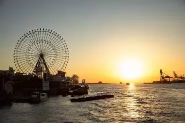 水都大阪で「寄り道」しよう。都心のサンセットクルーズを期間限定運航!