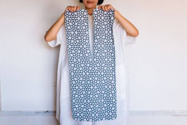 たった5秒で簡単着脱！大人のための携帯食事用エプロン「eptenu(R)」を企業様向けにOEM受注開始！　～ソーシャルプロダクツ・アワード2022受賞商品～