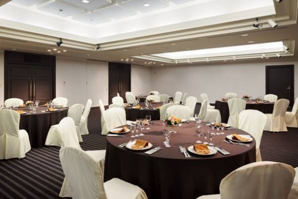 函館へのグループや団体のご旅行に　フォーポイントバイシェラトン函館「宴会宿泊プラン」を9月1日より期間限定販売