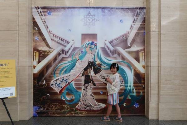 「踊る埴輪＆見返り美人 修理プロジェクト」、「初音ミク」とのコラボレーショングッズを9月6日(火)から販売開始