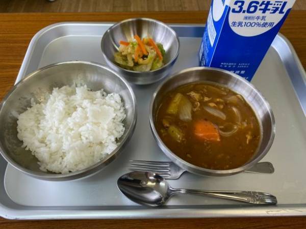和歌山の新感覚キャンプ場に学校給食カフェ『SHINODA CAFE』が8/20オープン！