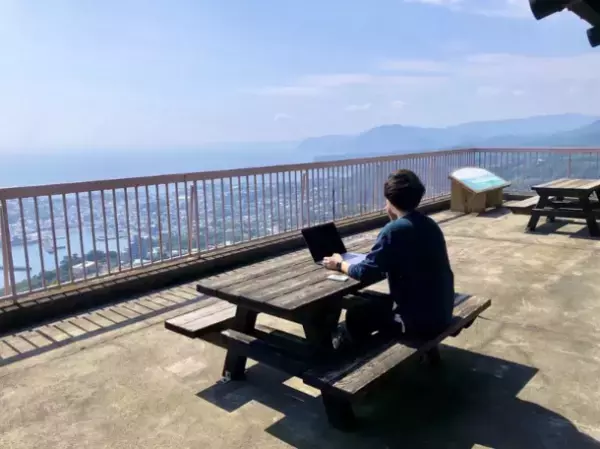 “満点の海・山・空”の東伊豆町がワーケーションモニター募集！9月29日～10月1日、10月27日～10月29日の2行程　10月にはスノーピークBSとコラボでアウトドアオフィス体験も！