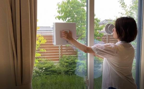 電源不要！面倒な窓掃除をこれ1台で。コードレス窓拭きロボット『ayi(アイ) W7』が8月29日(月)よりMakuakeにて先行販売開始！