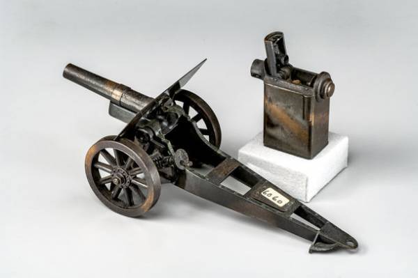 「ヴィンテージライターの世界　炎と魅せるメタルワーク」展　たばこと塩の博物館(東京・墨田区)にて9/10～12/25開催