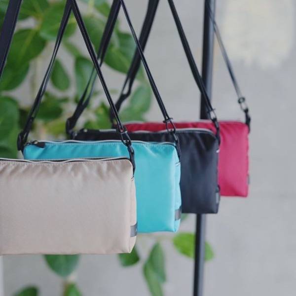 ポケット感覚の次世代バッグ！95gの超軽量ミニショルダー　先行販売で目標金額2186％達成、一般販売開始へ！