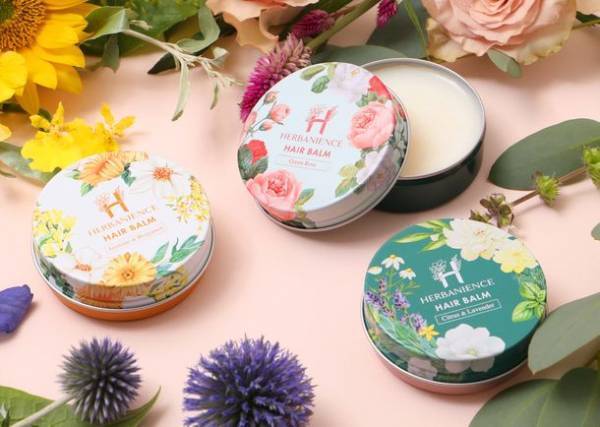 2週間で完売した、幻の愛されフレグランス“グリーンローズの香り”のマルチに使える『ヘアバーム』がハーバニエンスから9月1日に発売！