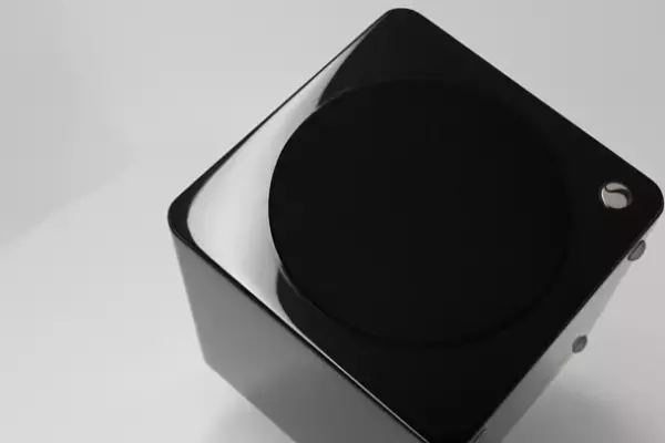 極上の音と美しい外観。50台同時接続までも叶えるワイヤレススピーカー【CUBE Mini】を2022年10月上旬よりMakuakeにて先行販売開始予定！