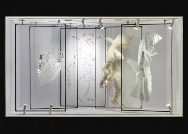 “衣服を着る私たちは世界そのもの。”新・入れ物作家 土井 直也個展を9月10日より開催