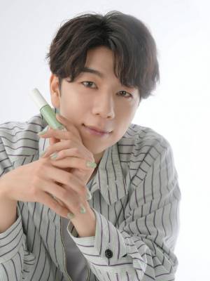 VAVIMELLOと伊東健人・岡本信彦・西山宏太朗の人気声優3人によるスペシャルコラボレーション　他では見ることのできない特別なアイテムをお届け！