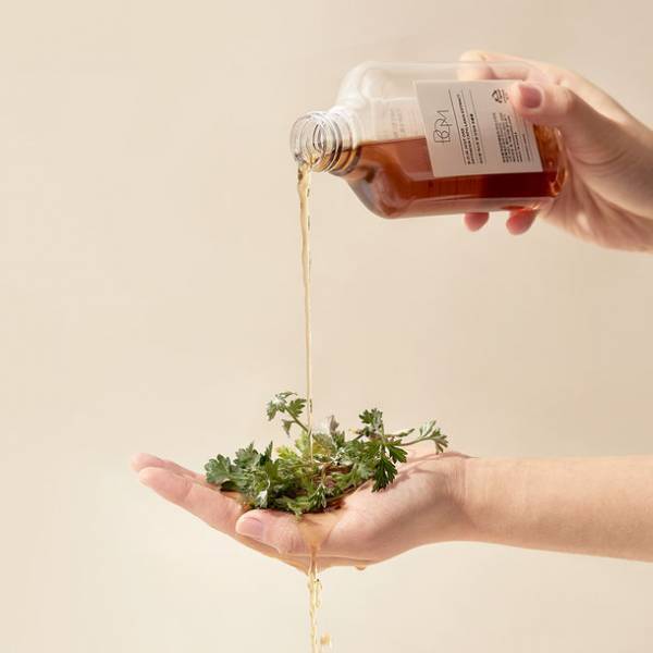 環境に配慮した高純度ヴィーガンエキス「JUST ONE」化粧水が9月から本格的に実店舗でも販売開始