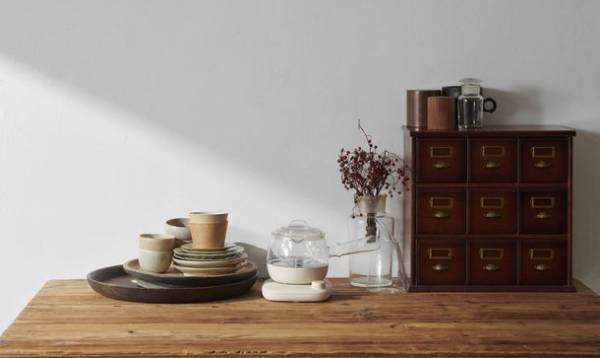 お茶に特化した1台3役の新しい電気ケトル「ガラスケトル　KYUSU」が9月中旬に新発売　“煮出しモード”で薬草茶や漢方茶をもっと手軽に