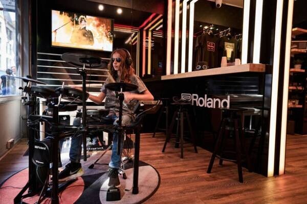 ローランド初の直営店舗『ローランドストア』の第1号店をロンドンにオープン