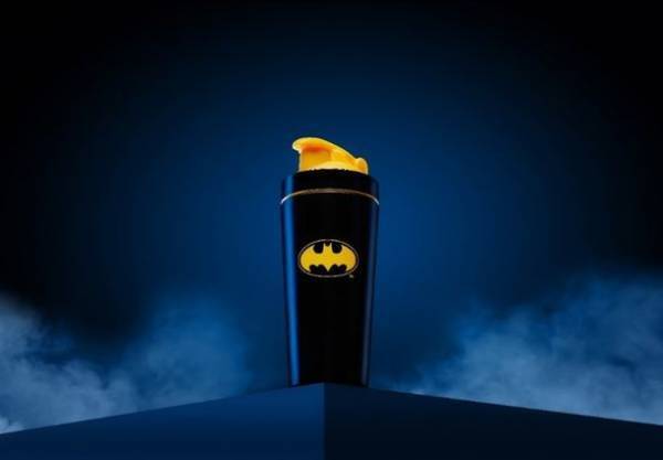 マイプロテイン、ワーナー・ブラザース コンシューマープロダクツと象徴的なDCスーパーヒーロー「バットマン」にインスパイアされた新商品を数量限定でバットマンの日9/17(土)より発売
