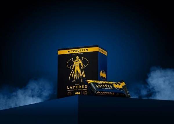 マイプロテイン、ワーナー・ブラザース コンシューマープロダクツと象徴的なDCスーパーヒーロー「バットマン」にインスパイアされた新商品を数量限定でバットマンの日9/17(土)より発売