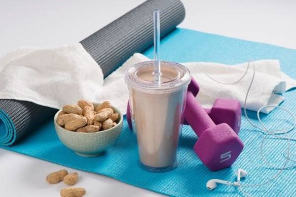 スポーツの秋！スポーツ栄養学の視点から見た運動後の補食におすすめ！ピーナッツ・ピーナッツバターの簡単レシピを公開