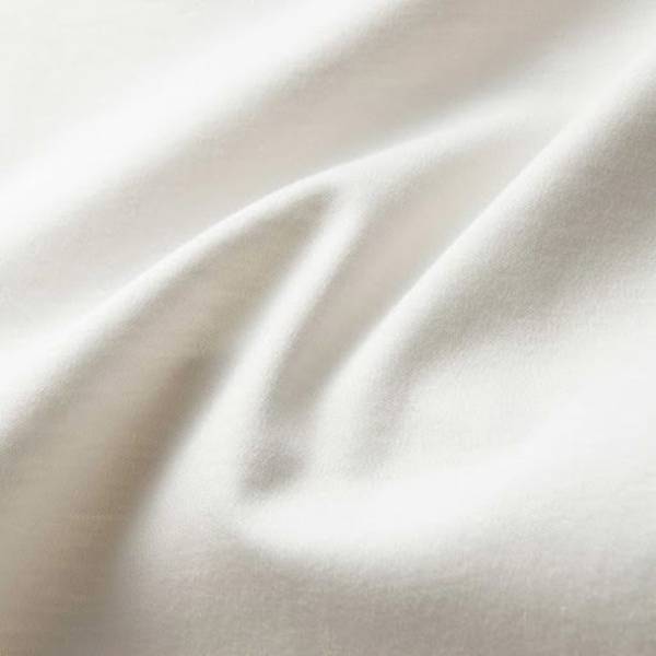 品質と美しさにこだわり抜いた新コレクション「PLST essential」“究極のデイリーニット”が9月12日より登場