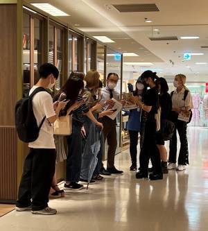 京阪百貨店×京都芸術大学！2022年クリスマス商戦のメインビジュアルを協働して作成中