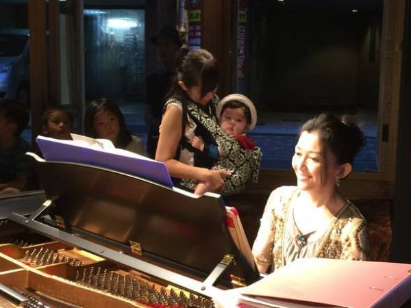 ピアニスト 松田眞樹による「猫ふんじゃった」にまつわるコンサートを麻布十番偶然劇場にて10月に開催