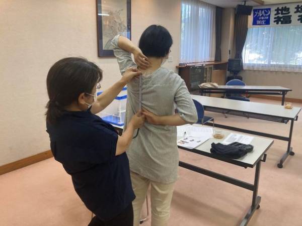 日本で最もうつくしい村“岡山県新庄村”×“着る元気”リライブシャツ　「介護、林業等の肉体労働の問題」を解決する為の共同研究を開始