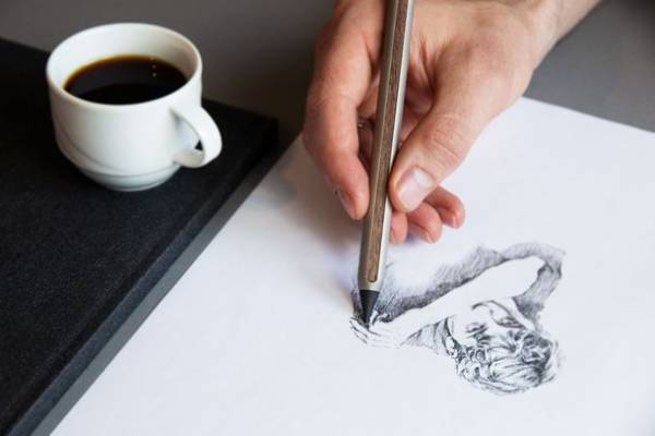 ダ・ヴィンチも愛用した「銀筆」が進化　クラファンで最も売れた筆記具「stilform AEON」販売開始