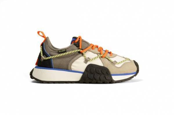 フレンチミリターリーをルーツに持つシューズブランド「パラディウム」の2022年秋冬コレクション登場！テーマである“LACE IT UP”を表現したスニーカーを発表