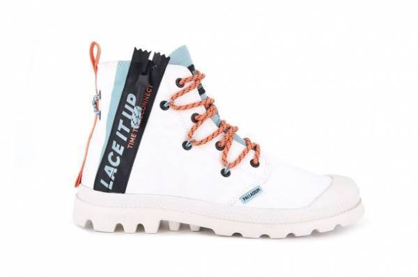 フレンチミリターリーをルーツに持つシューズブランド「パラディウム」の2022年秋冬コレクション登場！テーマである“LACE IT UP”を表現したスニーカーを発表