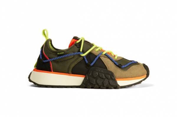 フレンチミリターリーをルーツに持つシューズブランド「パラディウム」の2022年秋冬コレクション登場！テーマである“LACE IT UP”を表現したスニーカーを発表