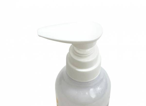 マザーズバッグで人気のバッグブランド「フェンテ」からスキンケア製品「親子でつかえるオールインワンジェル」発売