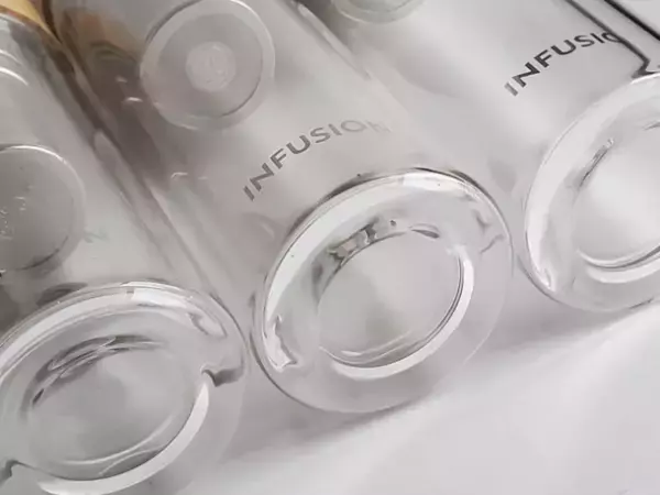 茶こし付き二重構造ガラスボトルの「INFUSION」全国の店舗で、オンラインで、9月より一般販売スタート！