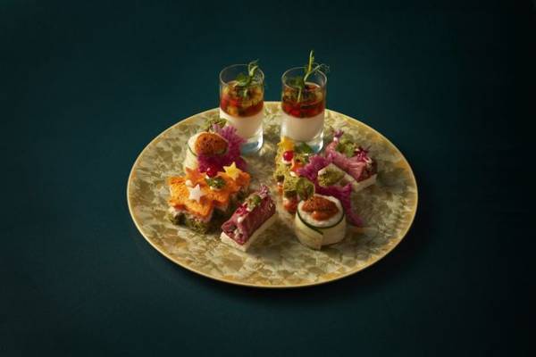 シャングリ・ラ 東京　ホリデーシーズン限定メニューおよび宿泊パッケージを12月1日(木)より順次提供開始