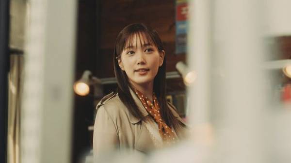 帰ってきました！出川哲朗さん、本田翼さん出演ニチガス新CM「再会」篇