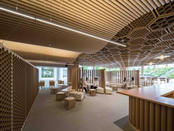 建築家 坂 茂氏の設計によるカフェ、レストランが豊洲キャンパスに9月21日オープン