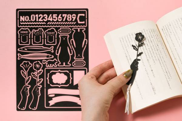 グラフィックデザイナーがプロダクト制作に挑戦！「デザイナーのためのフリーノート」をクラウドファンディング『CAMPFIRE』にて9月26日より販売開始