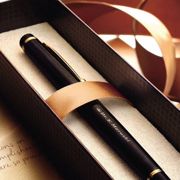 金属素材を使ったプレミアムなオリジナルグッズが簡単に製作できるデスクトップタイプのメタルプリンター　VersaSTUDIO MPX-90S発表