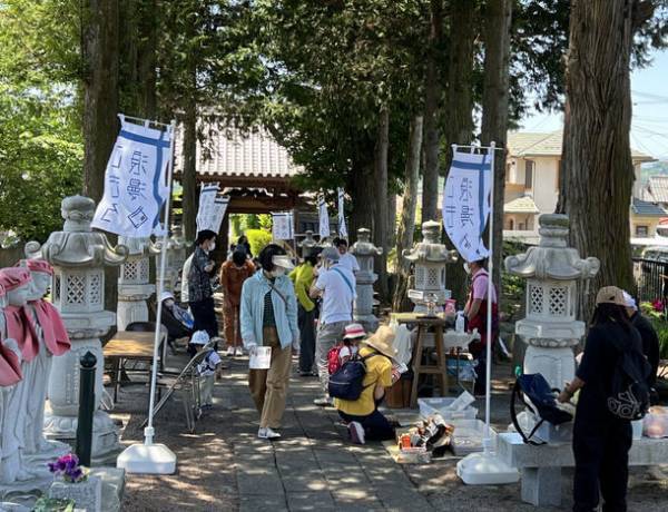 紅葉を楽しみながら、長野県小諸市の秋の魅力発見！懐かしく新しい　小諸市の文化・芸術・食をめぐり歩く　まちなか回遊イベント「こもろ浪漫2022秋」10/22(土)～11/20(日)開催