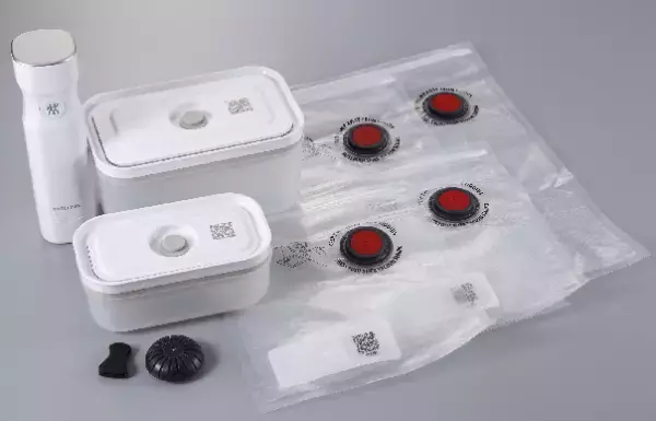 【近鉄百貨店】環境保全をテーマにしたアート作品や、「里山を守る活動」の紹介など、“サステナブル”な取り組みを強化する“HAPIECO WEEK（ハピエコウィーク）”を開催