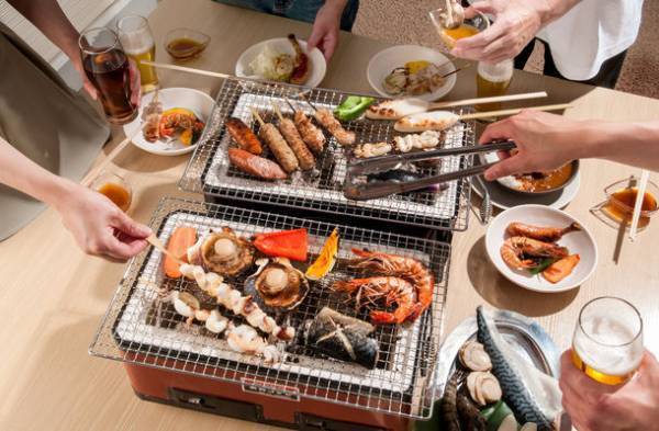 宮城県塩竈市に屋根付き全天候型バーベキュー施設「海鮮BBQ竈-KAMADO-」が9月23日にオープン！三河七輪を使った手ぶらで気軽に新鮮な海の幸を味わえる