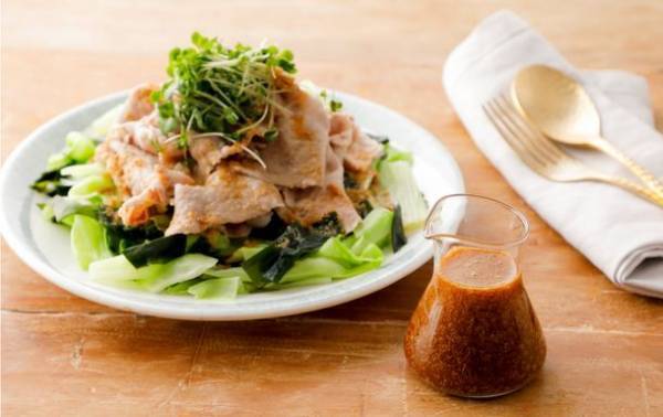 秋冬野菜にこそオンオイル！脂肪を燃やす「MCT万能たれドレッシングレシピ」3選