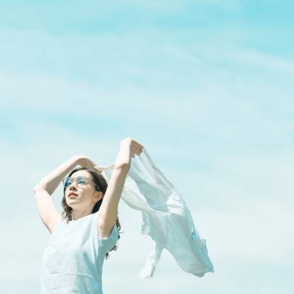 目の健康と美容を考え生まれたアイウェア「SOLAIZ(ソライズ)」10月4日に発売！～1秒でできるエイジングケア～