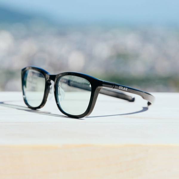 目の健康と美容を考え生まれたアイウェア「SOLAIZ(ソライズ)」10月4日に発売！～1秒でできるエイジングケア～