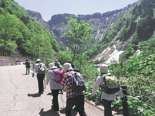 「気候療法士インストラクター　富山育成講習会」を富山県南砺市・桜ヶ池クアガーデンにて11/23(水)～26(土)に開催
