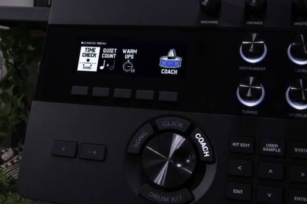 高品位のサウンドと演奏性を自宅で楽しめる電子ドラムの最新モデル2機種を発売